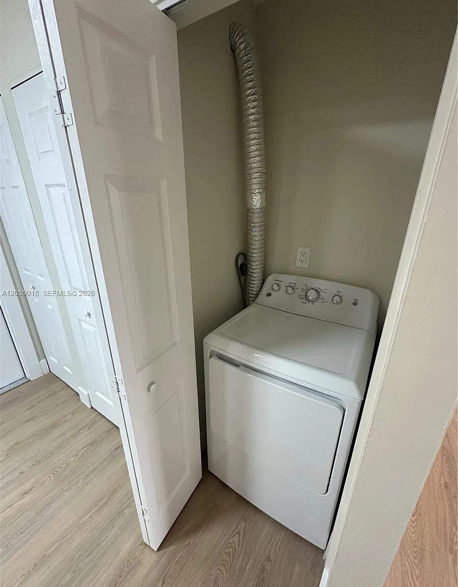 Samari Lake East Condo — Photo 4
