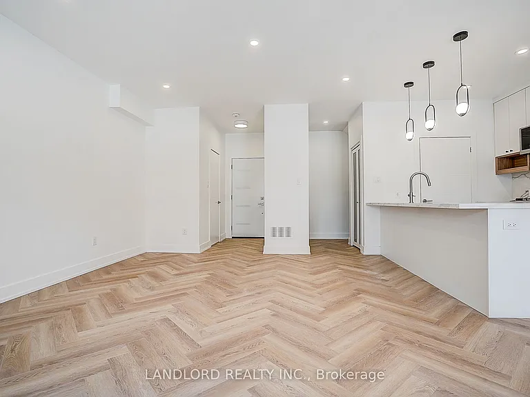 1146 Broadview Ave #1 — Photo 26
