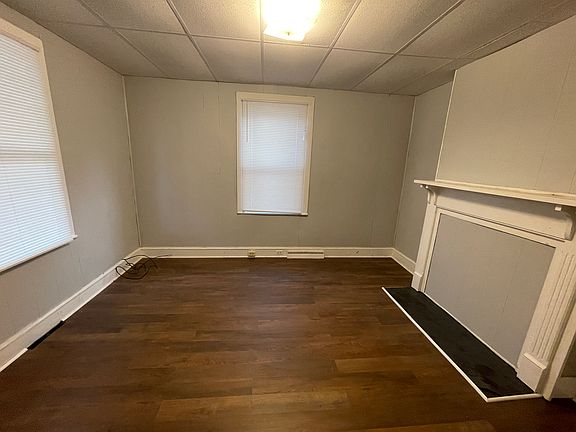 1st floor bedroom/flex room