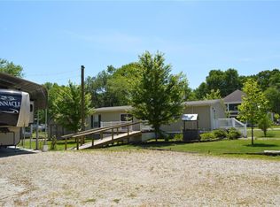 6 W Oak St, Kampsville, IL 62053