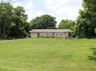 13703 Magers Rd, Howard, OH 43028