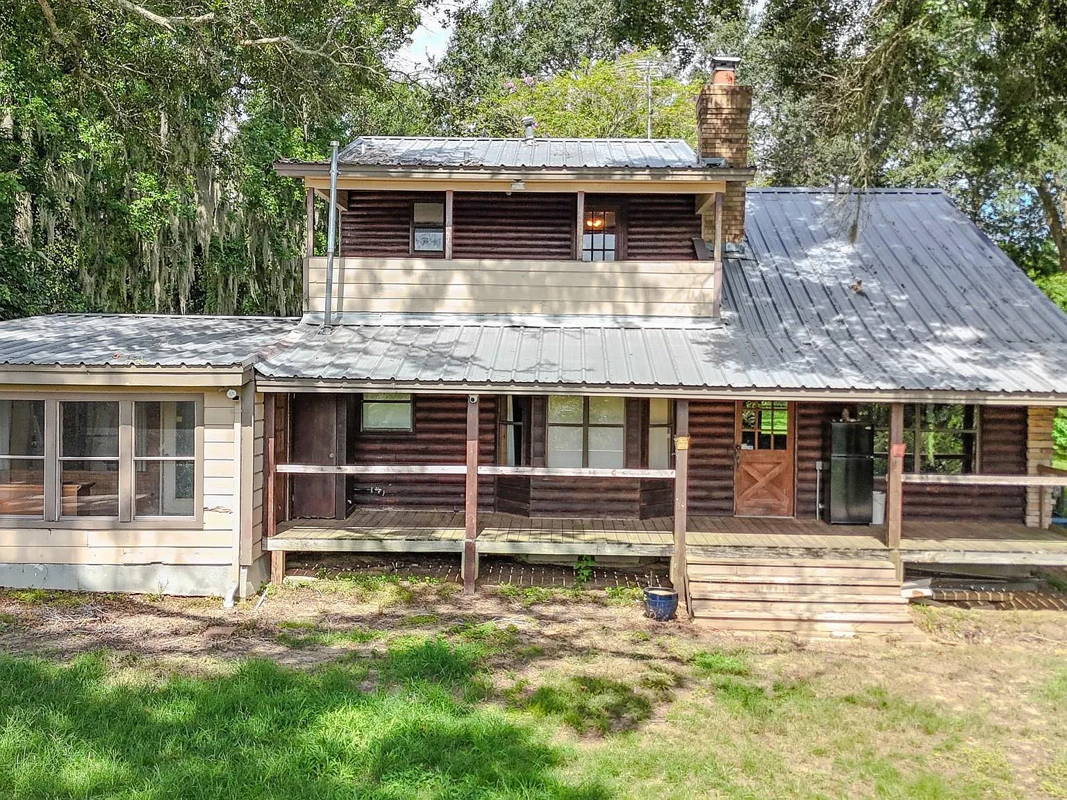 3 bed, 2.0 bath, 2384 sqft, $2,700 — Photo 4