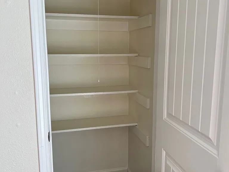 4053 Wilson Ave — Photo 17