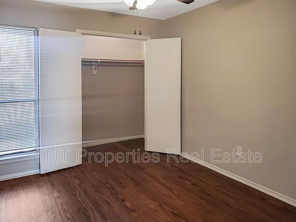 4th image of 302 Manuel Dr #B