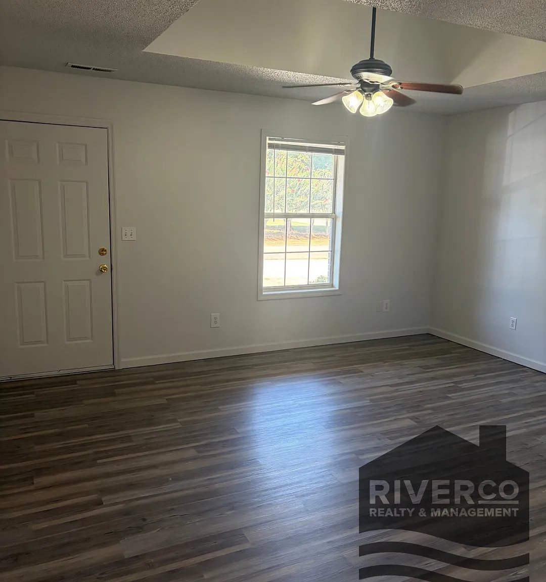 Hamilton Ave 3001 - B — Photo 3