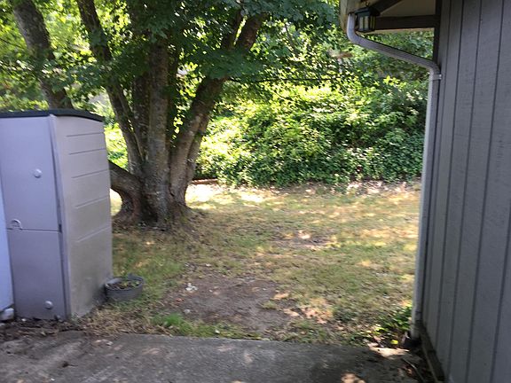 2nd image of 533 16th Ave SE