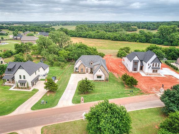 2nd image of 3394 Red Ridge Dr