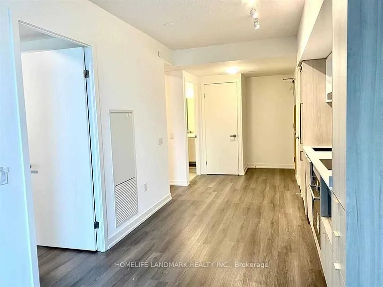 138 Downes St #2008 — Photo 14