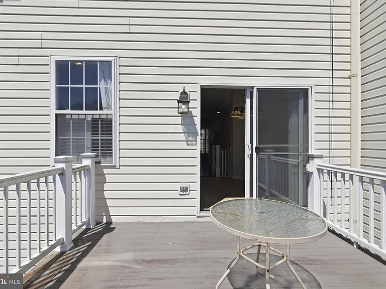 5504 Sacramento Mews Pl — Photo 30