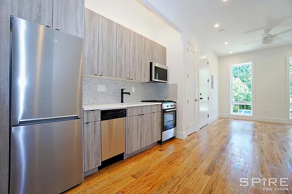 Rented by Spire Group | media 16