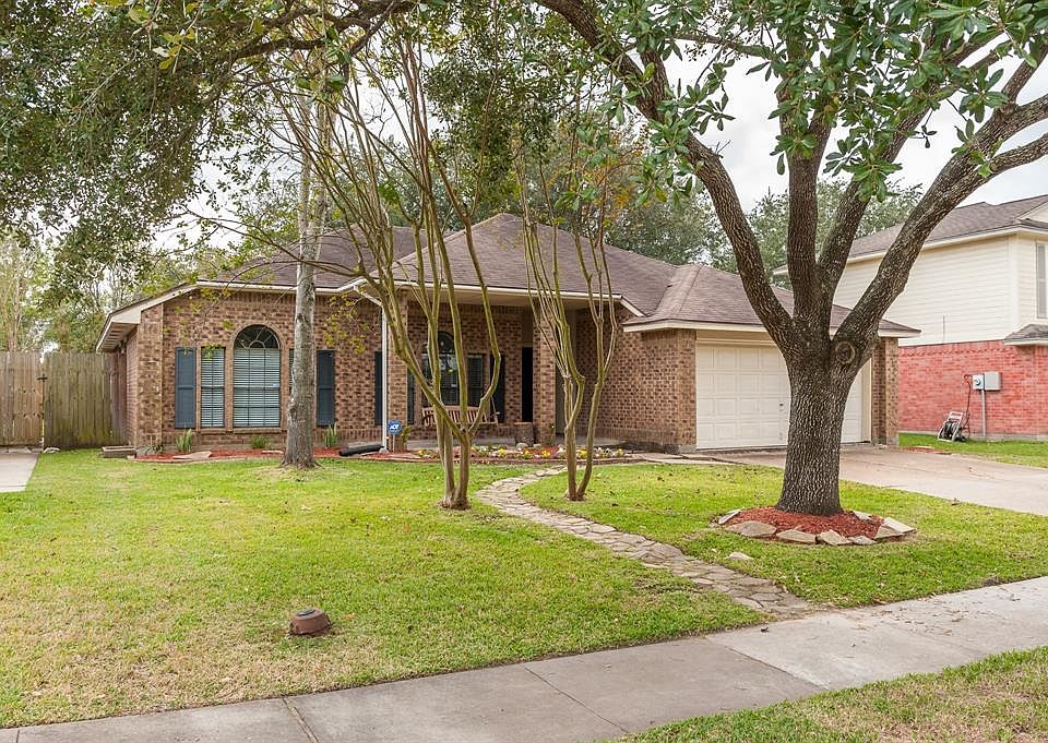1st image of 2219 Aberdeen Dr