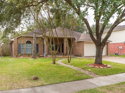 2219 Aberdeen Dr, League City, TX, 77573