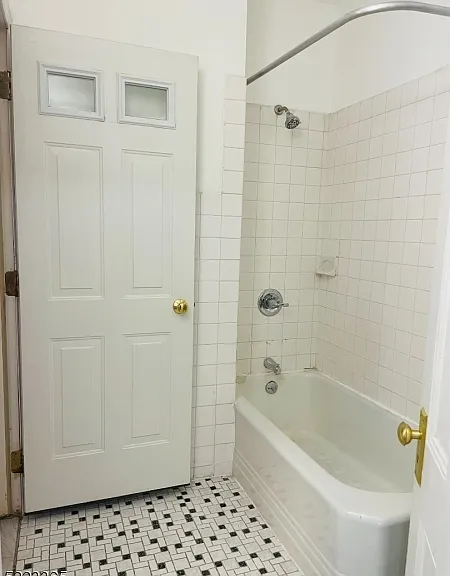 127 Murray St #1 — Photo 5