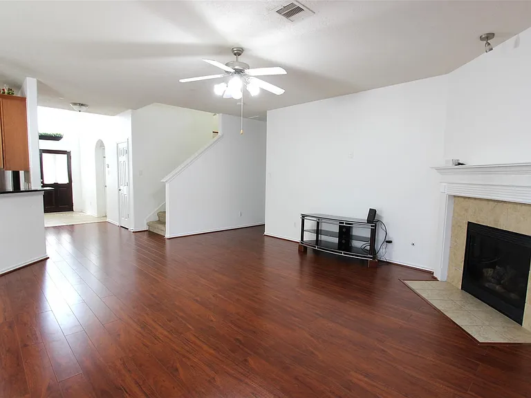13719 View Meadow Ln — Photo 2