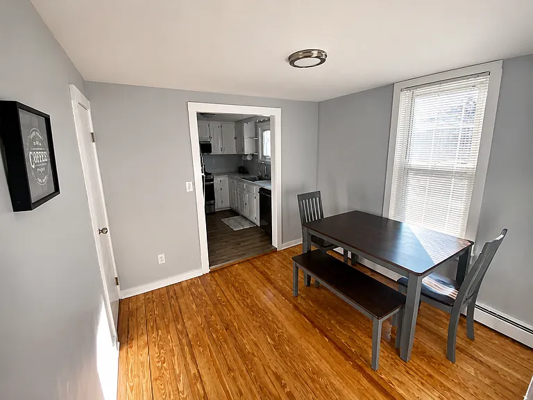 14-16 E North St #14 — Photo 3
