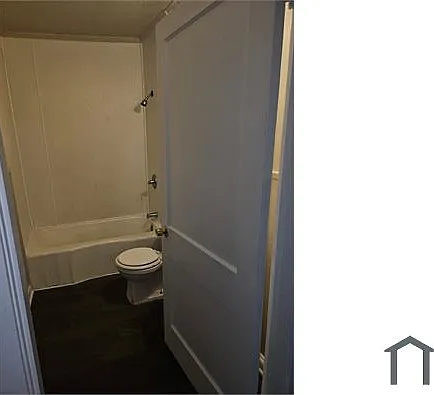 2719 Regent St — Photo 5
