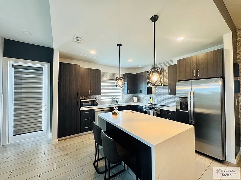 2011 Diamond Dr #A — Photo 18