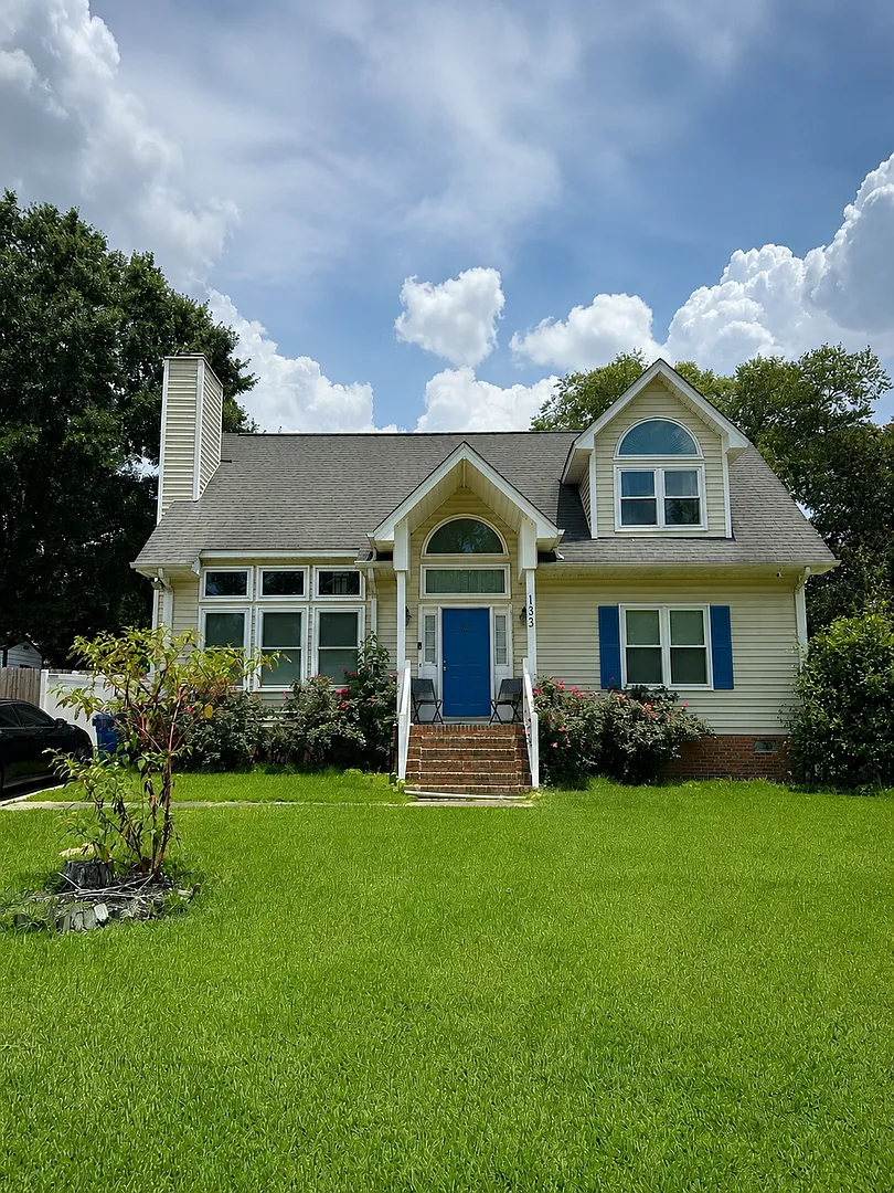 133 Darby Way — Photo 2
