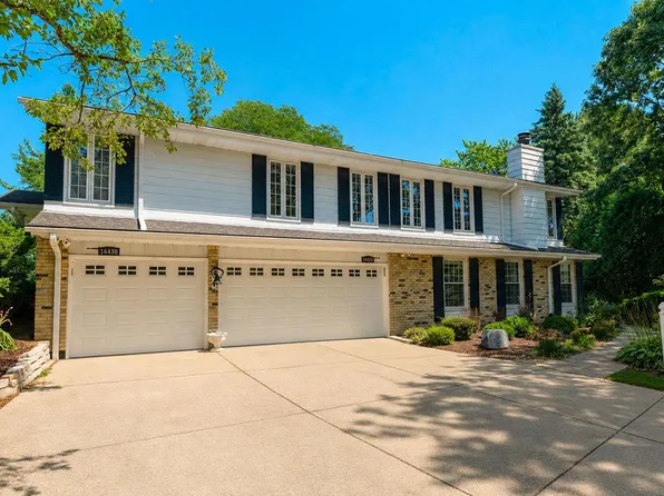 16420 Tia COURT, Brookfield, WI 53005