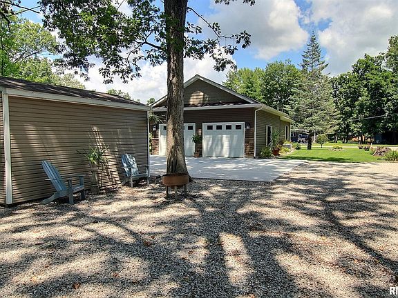2nd image of 30381 Cedar Ln