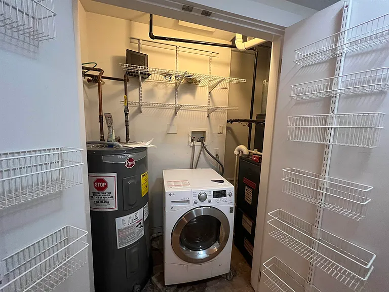 324 Baldwin Ave #2A — Photo 9