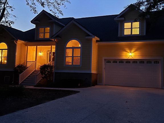 2nd image of 3087 Maritime Forest Dr