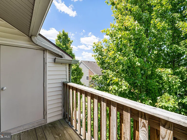 307 Ravens Crest Dr — Photo 17