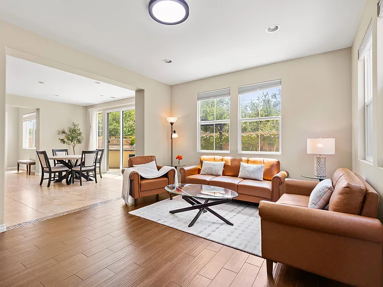 3261 Larkspur St — Photo 17