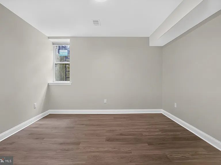 519 N 11th St #A — Photo 20