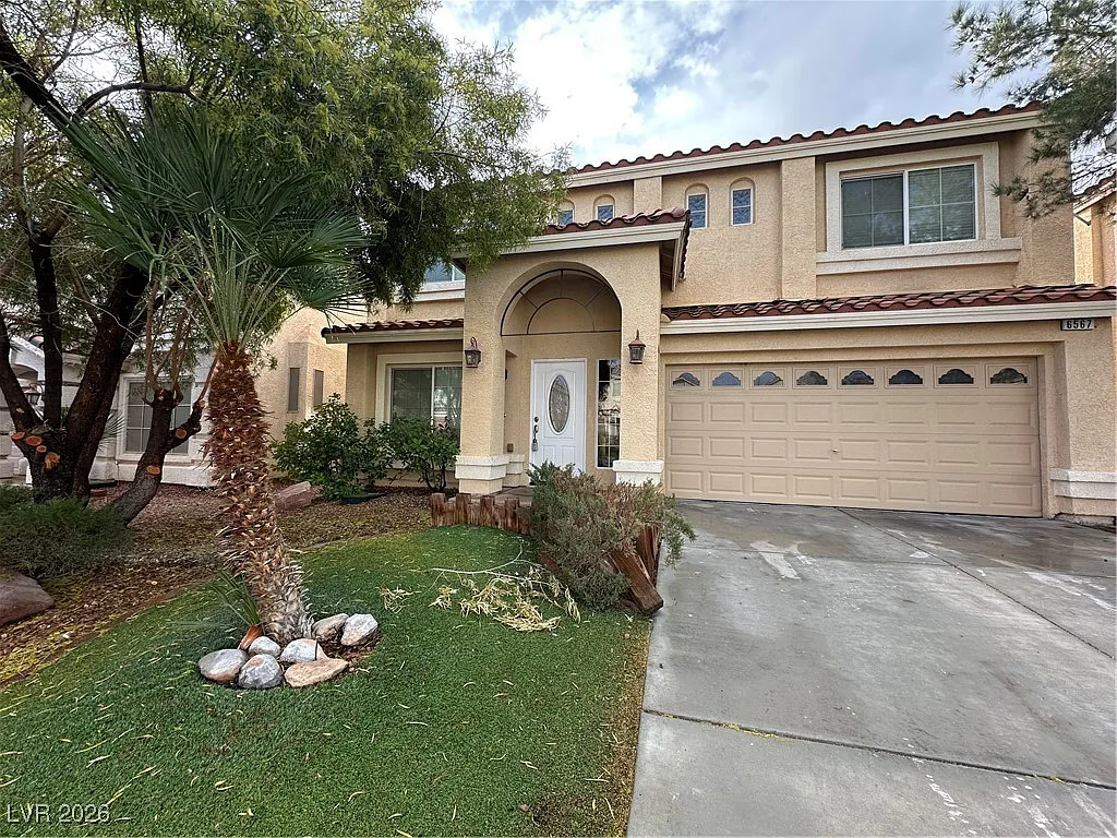 4 bed, 2.5 bath, 2654 sqft, $2,395 — Photo 1