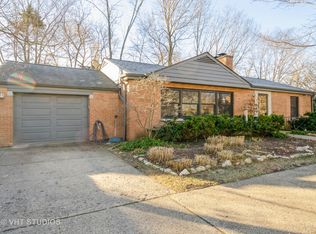 1222 Lee St, Evanston, IL 60202