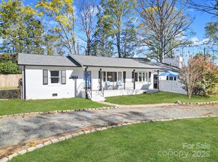 6823 City View Dr, Charlotte, NC 28212