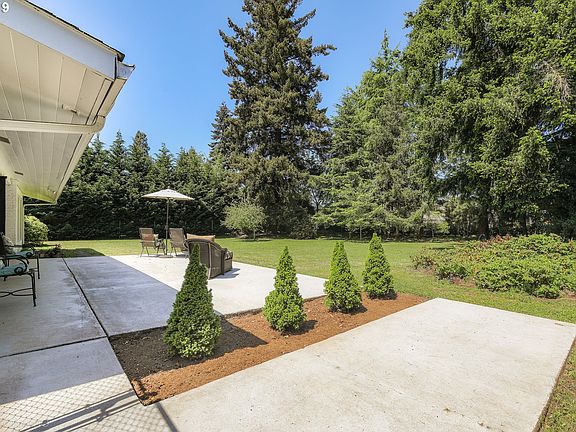 5th image of 5808 Buena Vista Dr