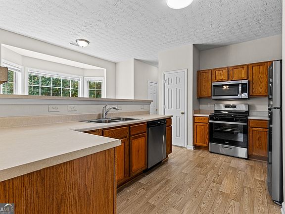 5th image of 2237 Baker Carter Dr