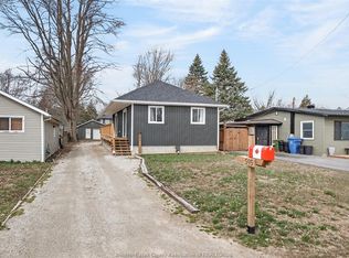 595 Jackson St, Essex, ON
