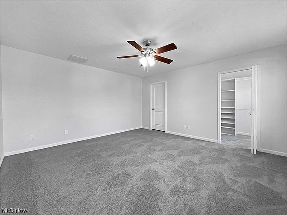 5th image of 490 Emily Dr