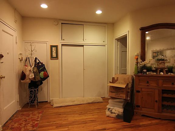 5th image of 55 W 70th St APT 1B