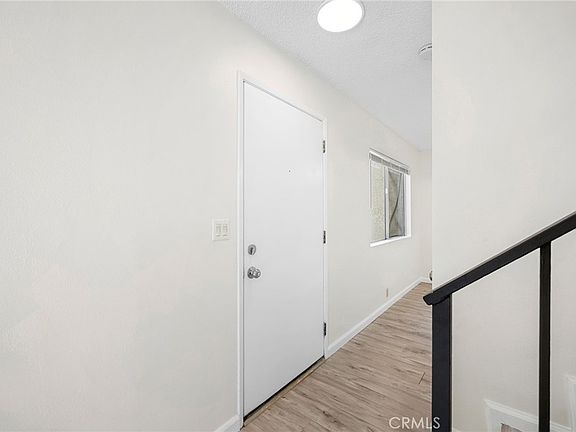 4th image of 251 W Dryden St APT 16