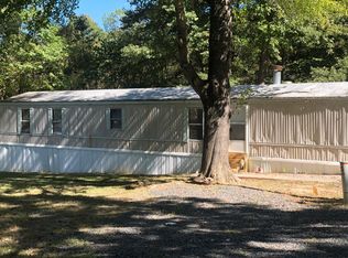 134 Country Lane Cir, Eden, NC 27288