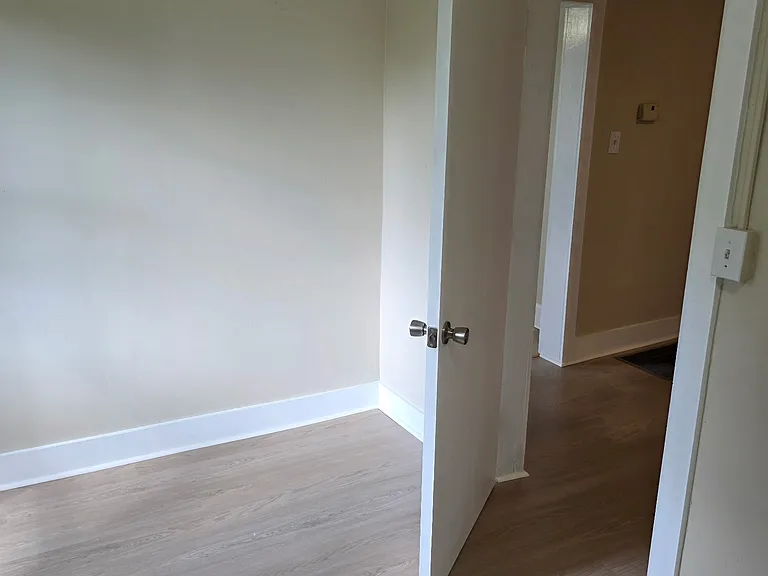 835 Parkside Rd — Photo 15