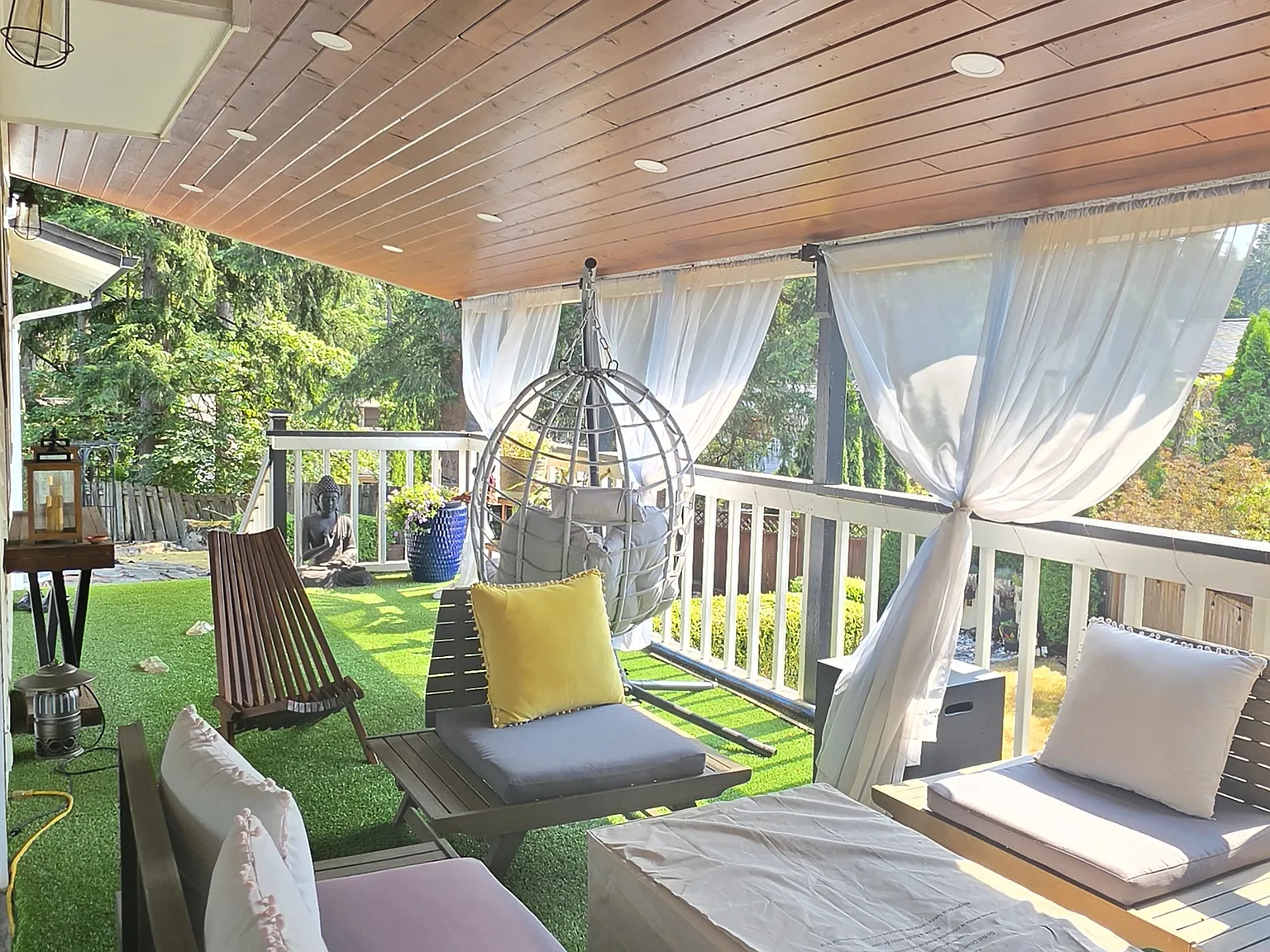4 bed, 2.5 bath, 1965 sqft, $4,295 — Photo 3