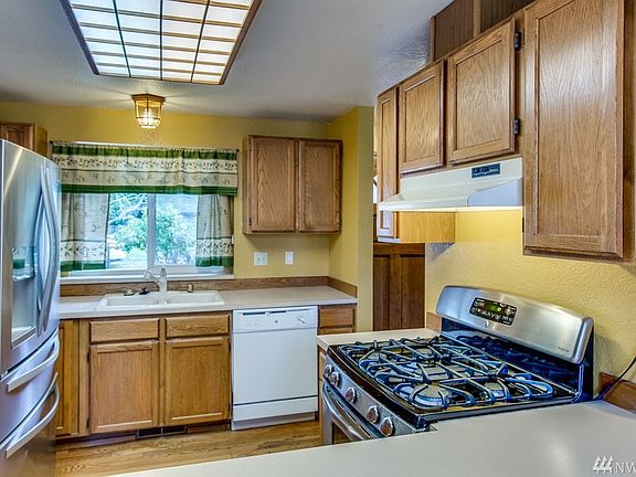 4th image of 12742 Avante Dr NW