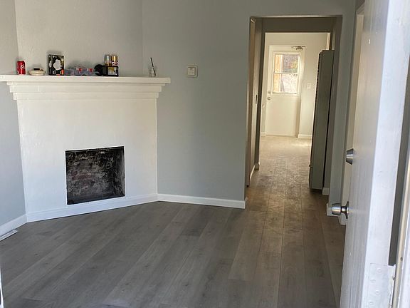 2nd image of 1721 Julian Ave