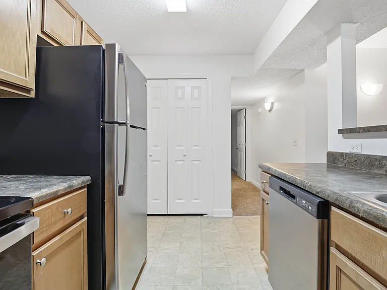 Plantation Oaks Apartments — Photo 15