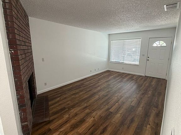 3rd image of 3320 Meadow Way #3326