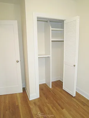 Rented by City Connections Realty | media 18