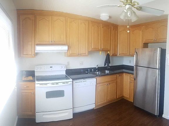 2nd image of 623 Bolton Ct APT 4