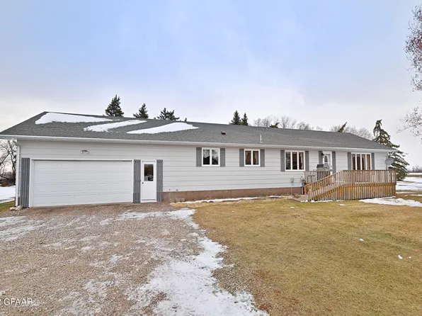 14198 63rd St NE, Grafton, ND 58237