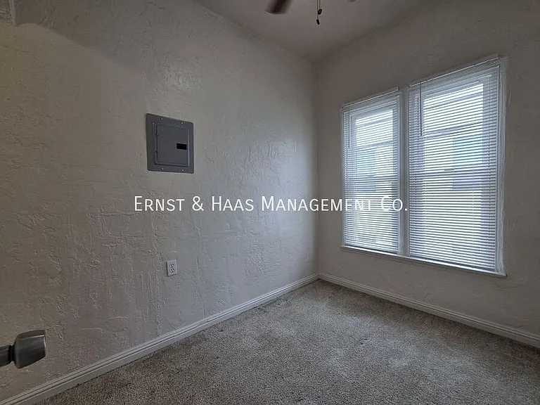 25 Argonne Ave #9 — Photo 6