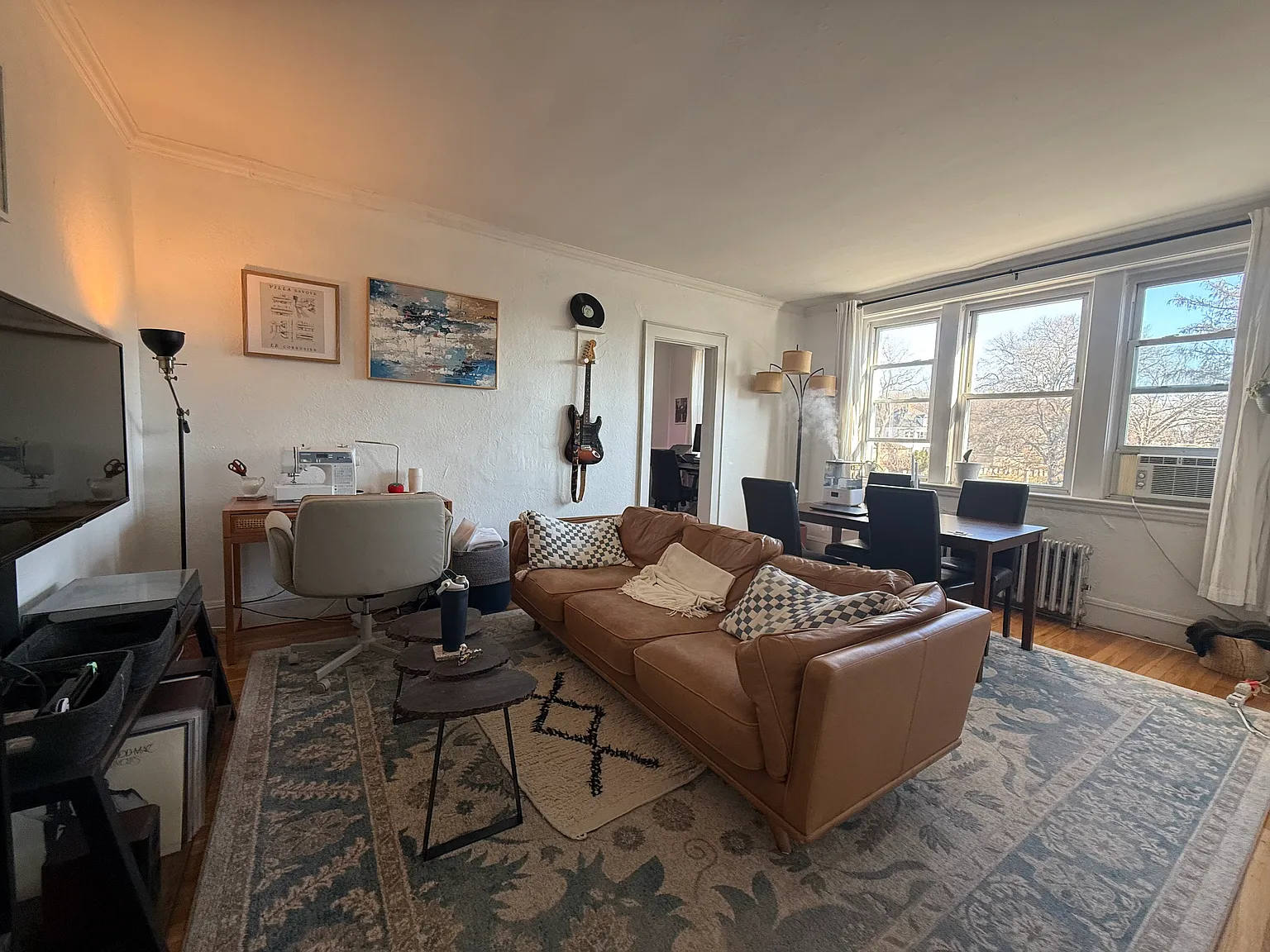 1 bed, 1.0 bath, $2,425 — Photo 2
